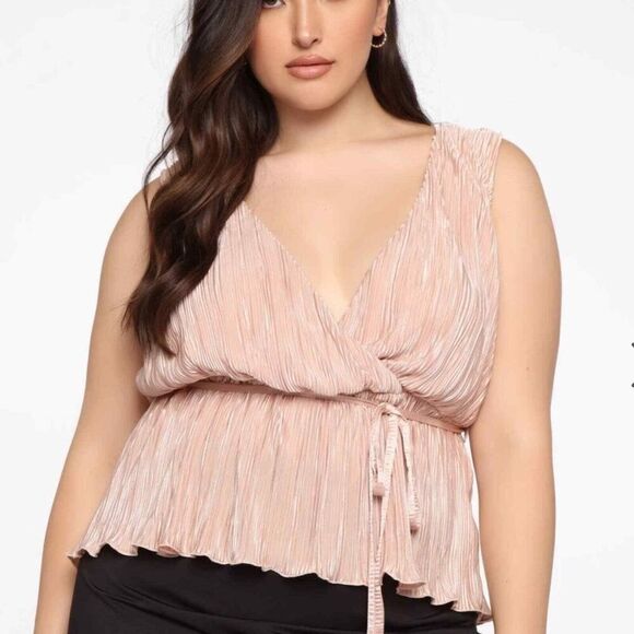 Fashion Nova City Girl Wrap Tie Top Women’s Size 1Xlarge Blush Pink Sleeveless - Picture 3 of 6